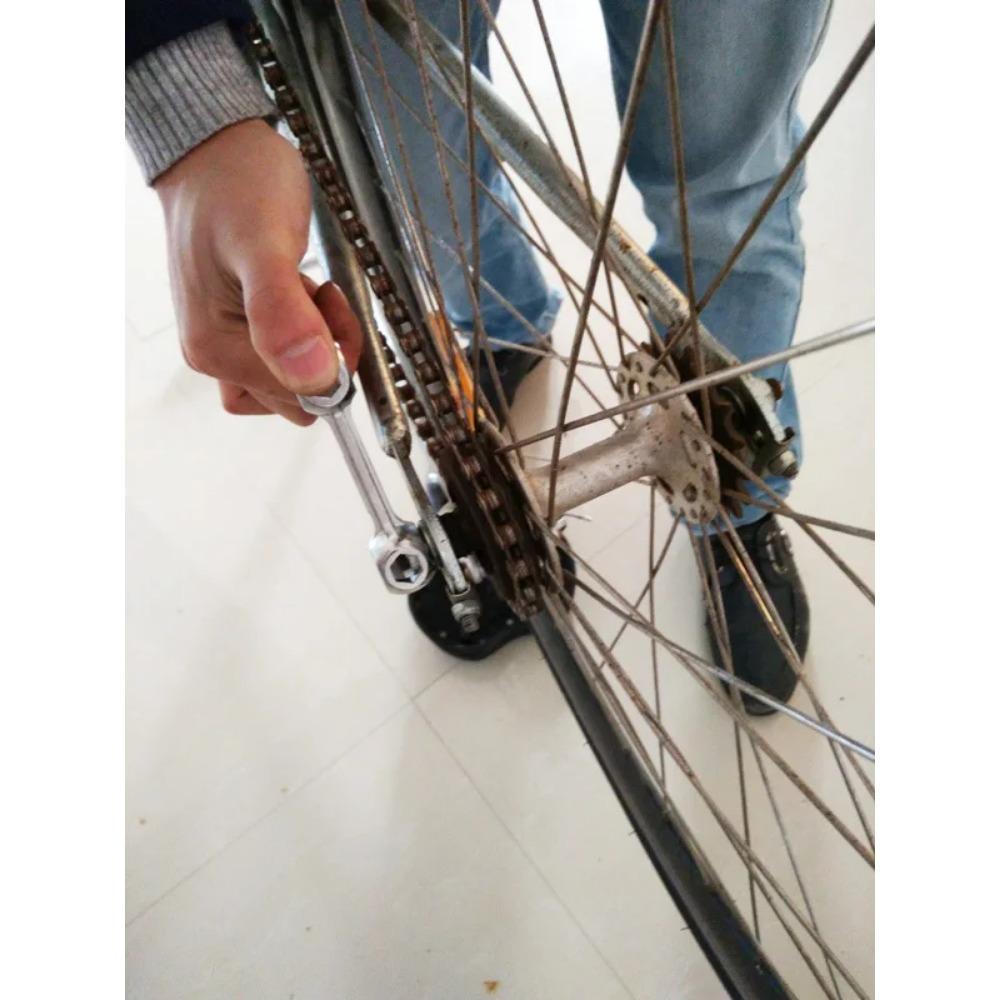 Versatile Multi-Purpose Repair Tool for Common Household and Bicycle Repairs