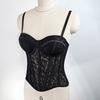 Corsés, ropa de mujer moderna y elegante