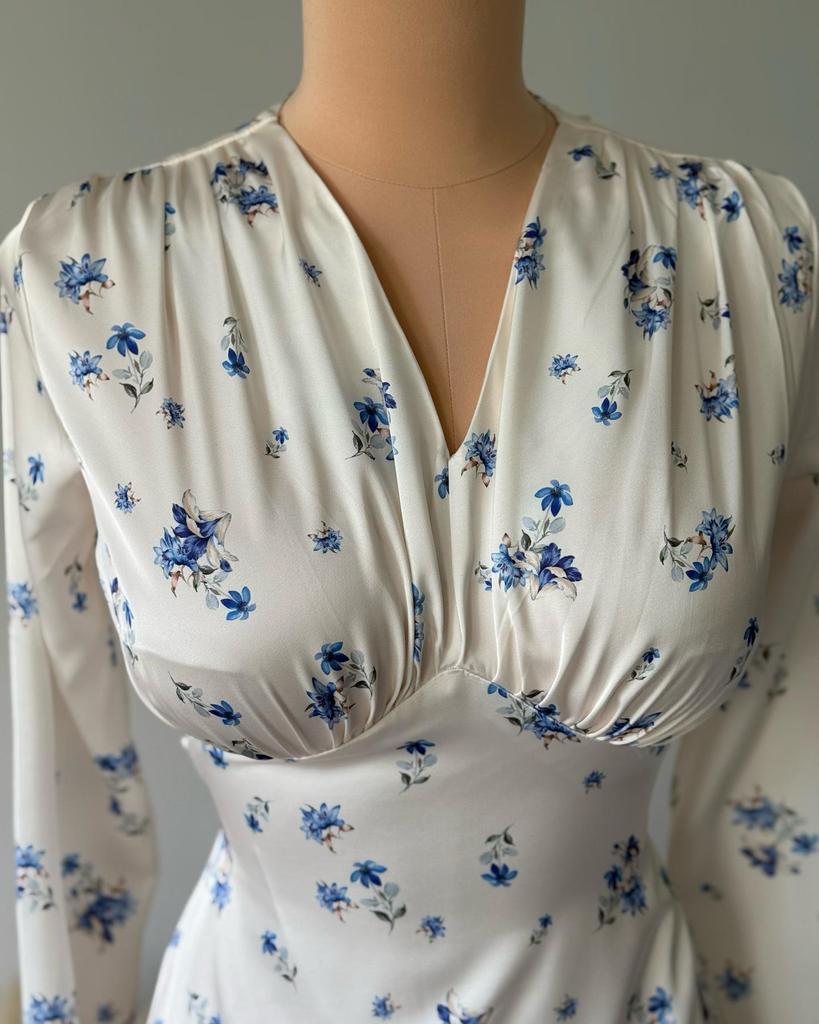 2025 Spring High-End French V-Neck Satin Print Swing Dress
