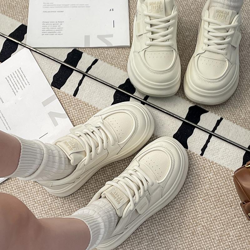 Spring and Autumn Fashion New Casual Comfortable Round Toe Thick-soled Breathable Sports Shoes with Random Letters on The Upper