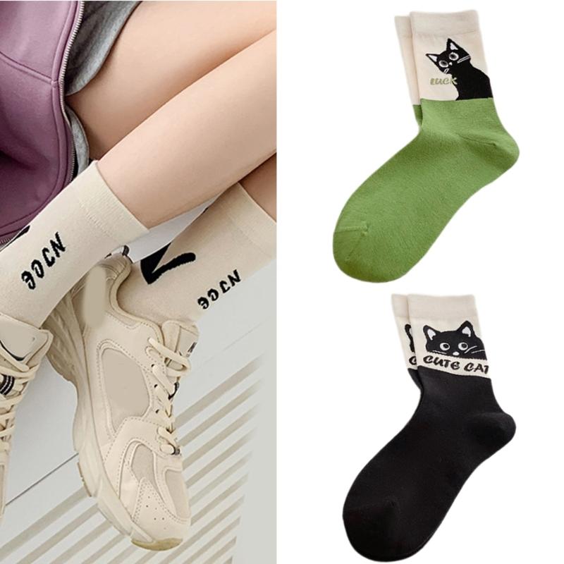 Fashionable Middle Calf Socks with Cartoon Cats Print in Soft Cotton Color Block Student Crew Socks Hosiery for Women