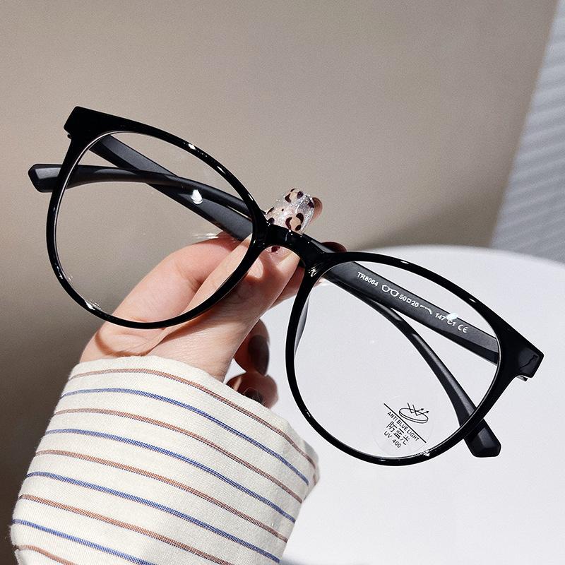 Retro Ultralight Round Reading Glasses Women Fashion Brand Presbyopia Eyewear Anti Blue Light Computer Prescription Glasses