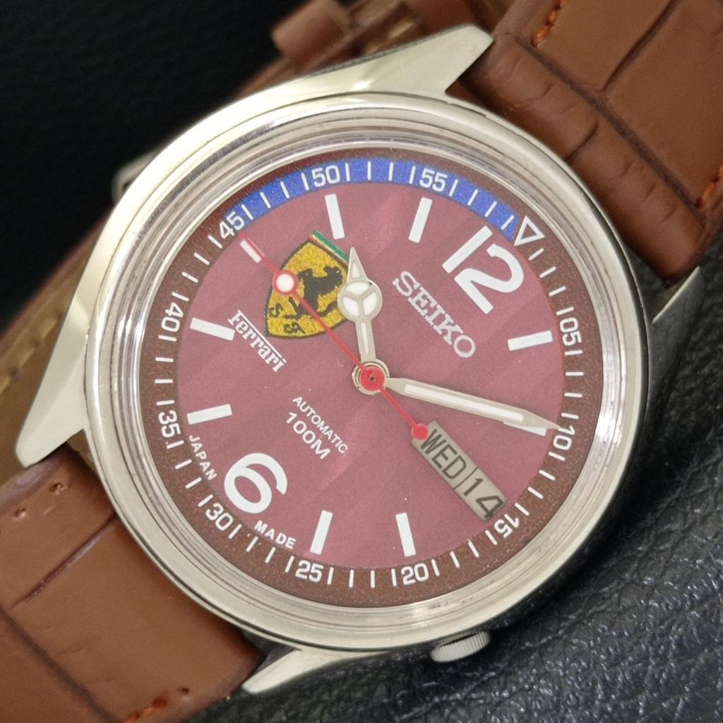 

AUTOMATIC VINTAGE SEIKO JAPAN 7009A MENS FERRARI DIAL WATCH a700412-5 R203-a700412