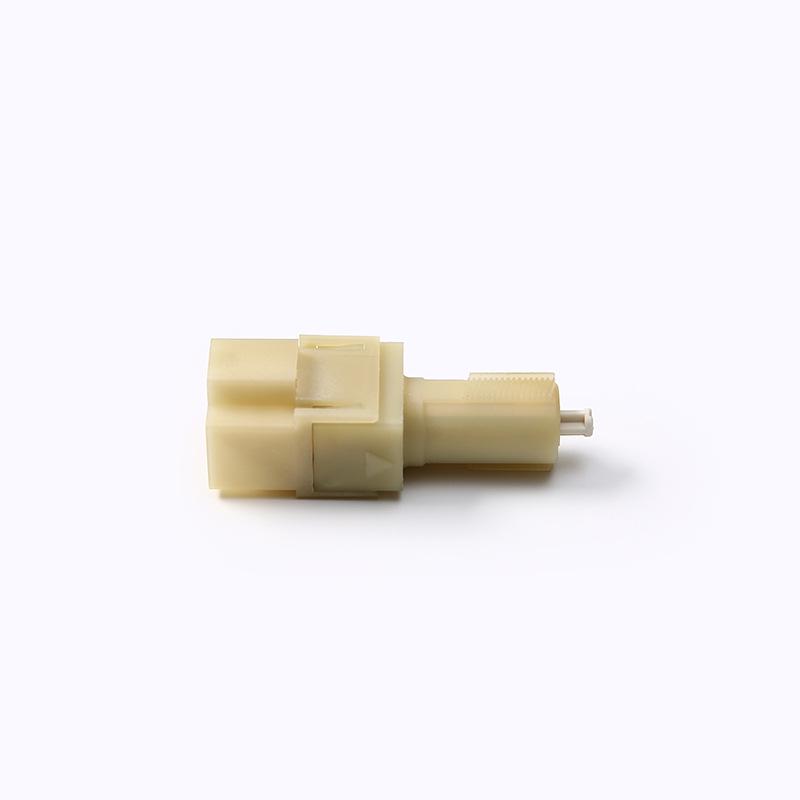 Compatible Brake Light Switch for Captiva 966285654534-28/9, 9639888380, 4803446.