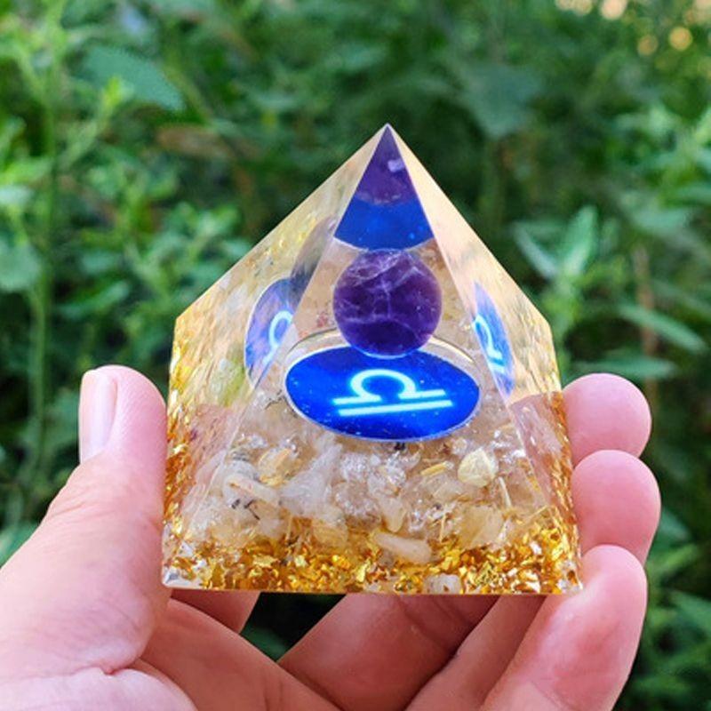 Energy Orgonite Chakra Pyramid Aura Divination Yoga Meditation Ornaments Craft