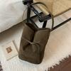 Nischen-Retro-Freizeit-Einfache Tasche Damen Herbst Neu Große Kapazität Hochwertig Modisch Tragbare Eimer-Tasche