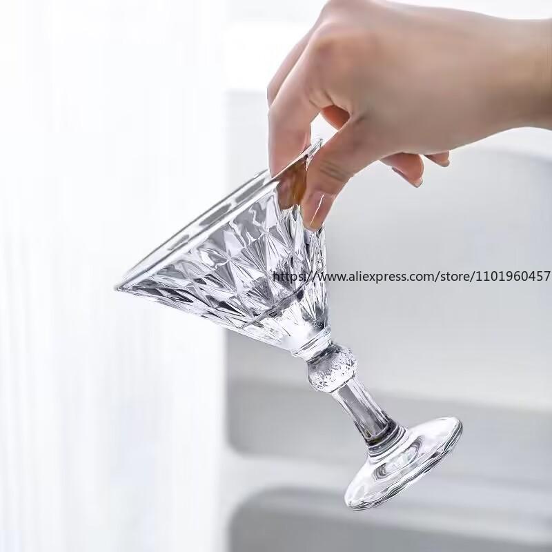 European Vintage Relief Goblet Diamond Engraved Glass Highball for Champagne Wine Martini Red Wine