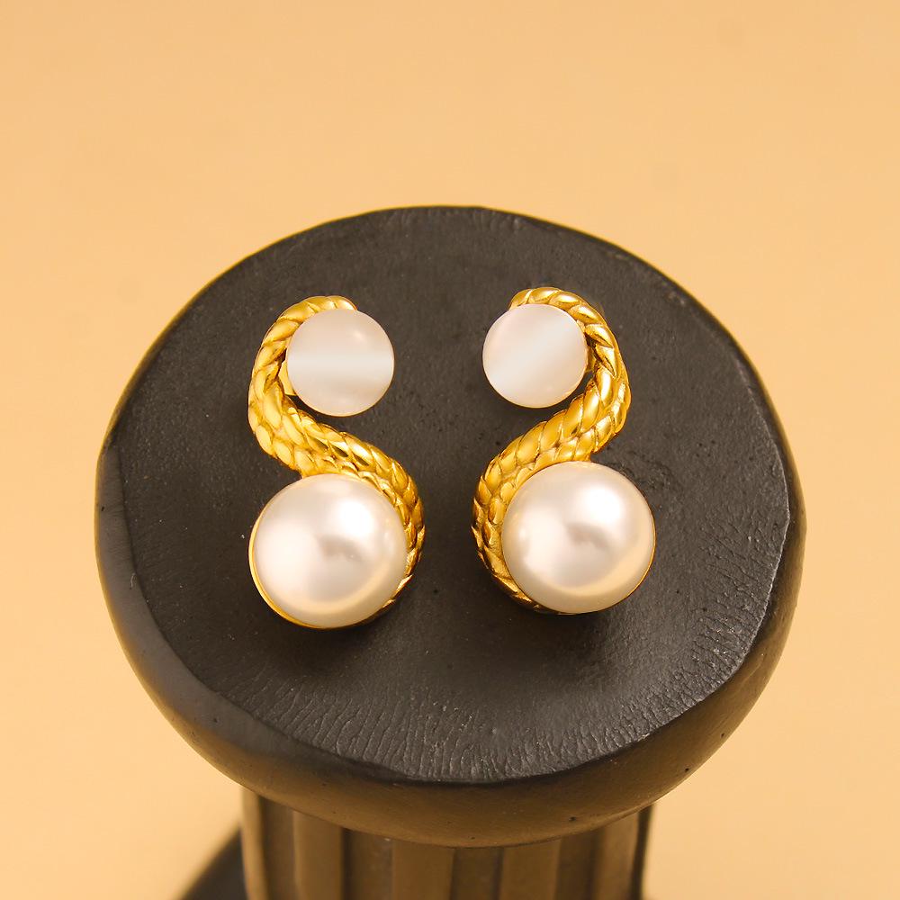 French Style Pearl Spiral Wave Titanium Steel Earrings