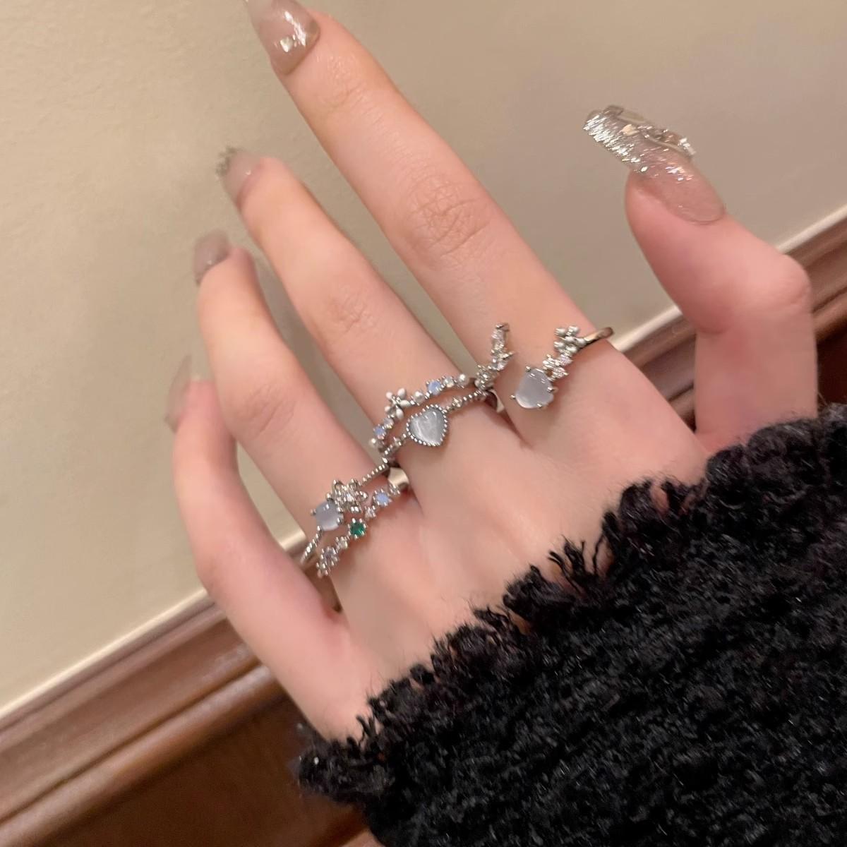

New Y2K Kpop Lucky Star Ring Heart Adjustable Irregular Geometric Punk Retro Women Crystal Ring Set Fashion Girls Jewelry Gifts