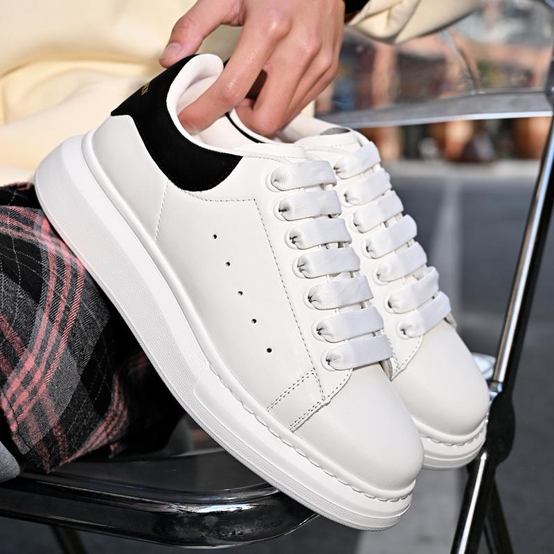 2025 New Men's Board Shoes,sneakers,skate shoes,Casual Shoes Classic Style Boost Anti-Odor Outdoor Comfortable Travel Durable