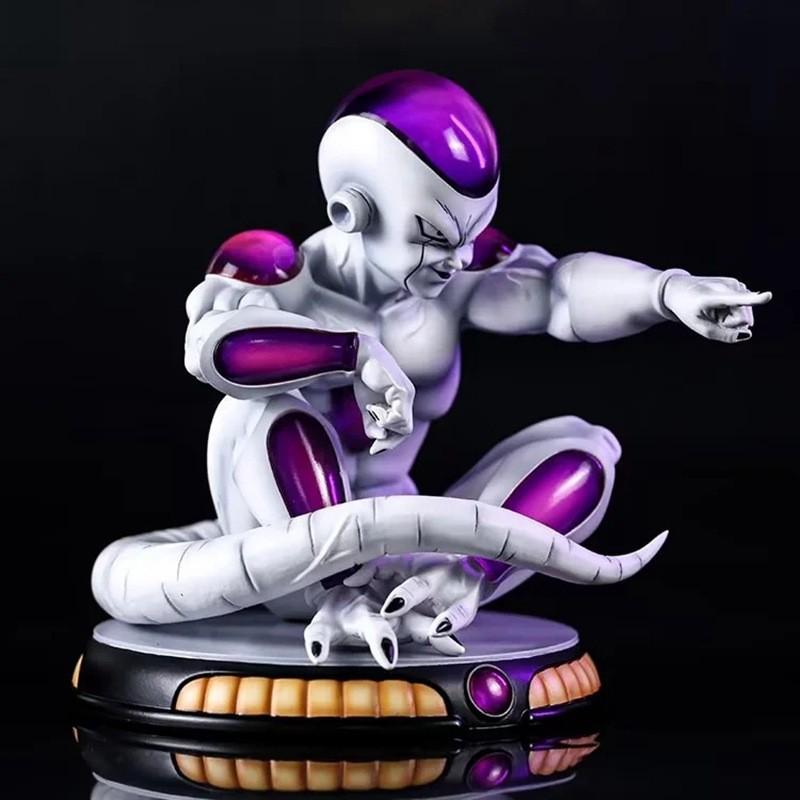 One Piece & Dragon Ball Z Premium Frieza Sitting Pose Figures