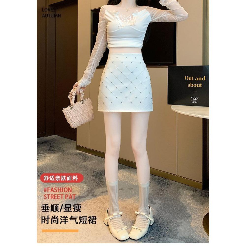 Women's Half-Skirt with Elegant Lady Style Beaded Design A-Line Shape High-Waisted Slimming Short Skirt