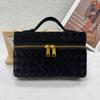 The New Lunch Box Bag Features a Niche Design, Purely Handmade Woven Design, High-end Crossbody Lightweight Makeup Bag