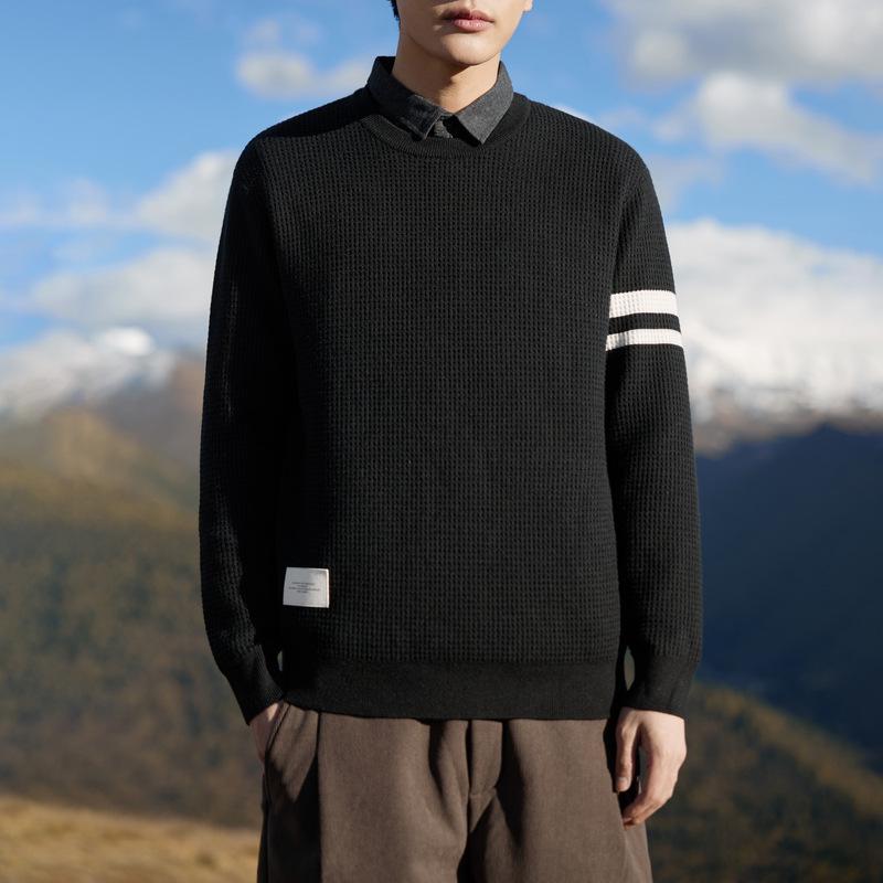 WOOG2005 Men s Black Jacquard Two-in-One Collar Sweater, 2025 Autumn/Winter Collection, Slightly Loose Fit Knitwear M