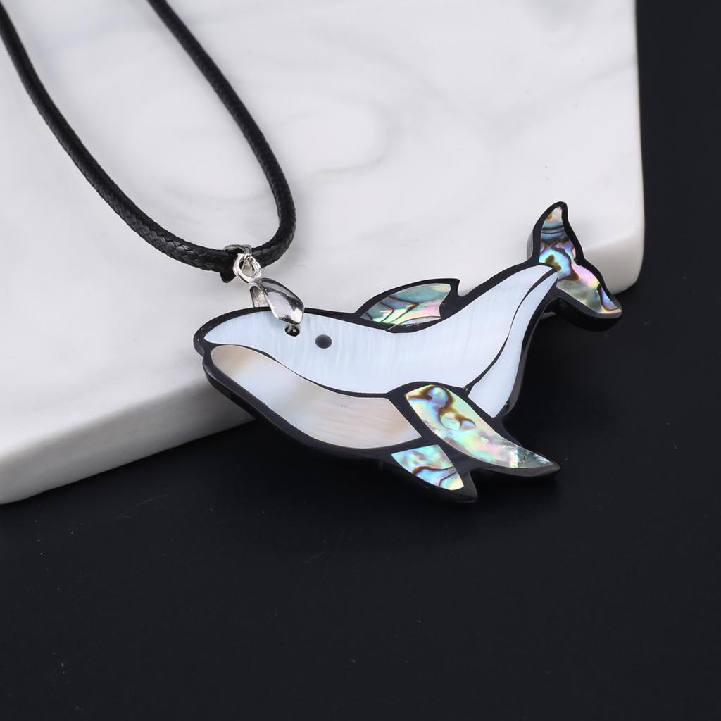 Women Necklace Natural Shell Necklace Flower-Shaped Drill Pendant Leather Cord 2MM Charms For Elegant Women Love Romantic Gift