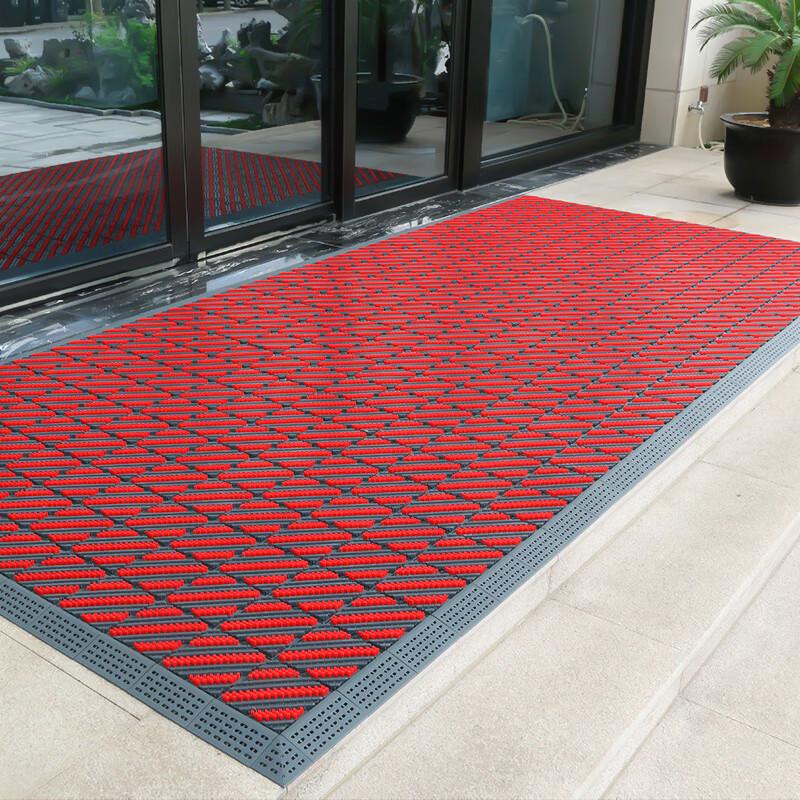OPW Triple-Brush Outdoor Dust Control Mat