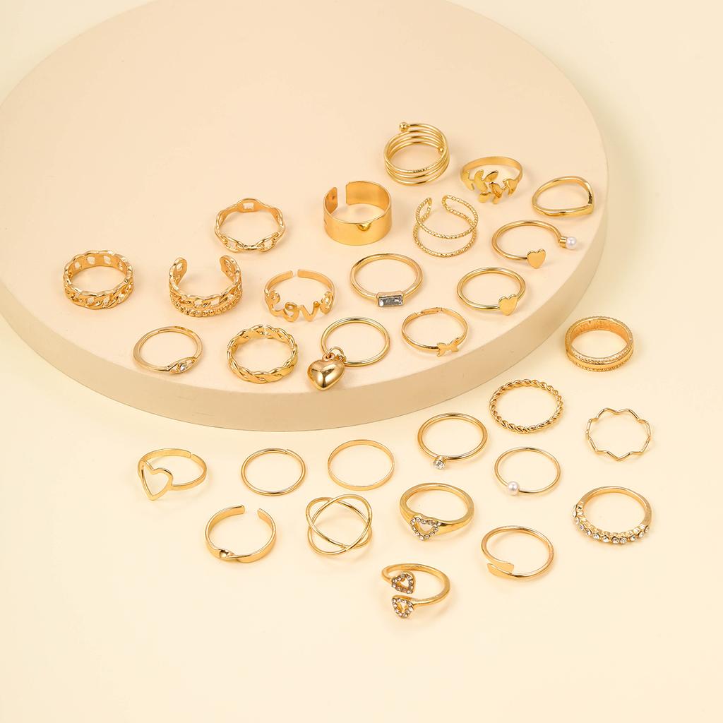 17KM 30 Piece Set of Love Zircon Heart Rings Exaggerated Alloy Ring Set with Stacked Rings for Women Jewelry Accessories