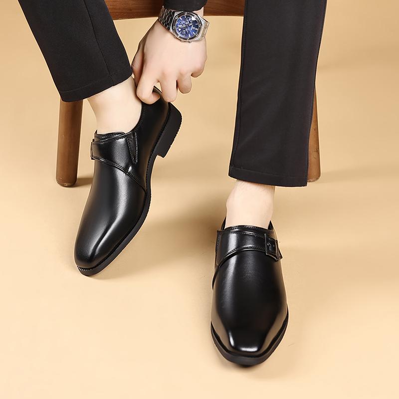 Fashion 2025 Classic Men Dress Shoes Black Leather Mens Shoes Plus Size Point Toe Business Casual Men Formal Shoes for Wedding Party