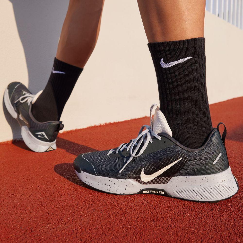 

Nike Juniper Trail 3 Темно-дымчато-серый Черный Вольфрамово-серый Светлый Оревуд Бро 42.5