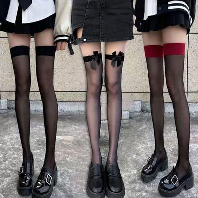 Hohe Kniestrümpfe, schwarz, weiß, rot, Manschettenstrumpfhose, geripptes Oberteil, Schleife, hohe Socken, transparenter Seidenstrumpf