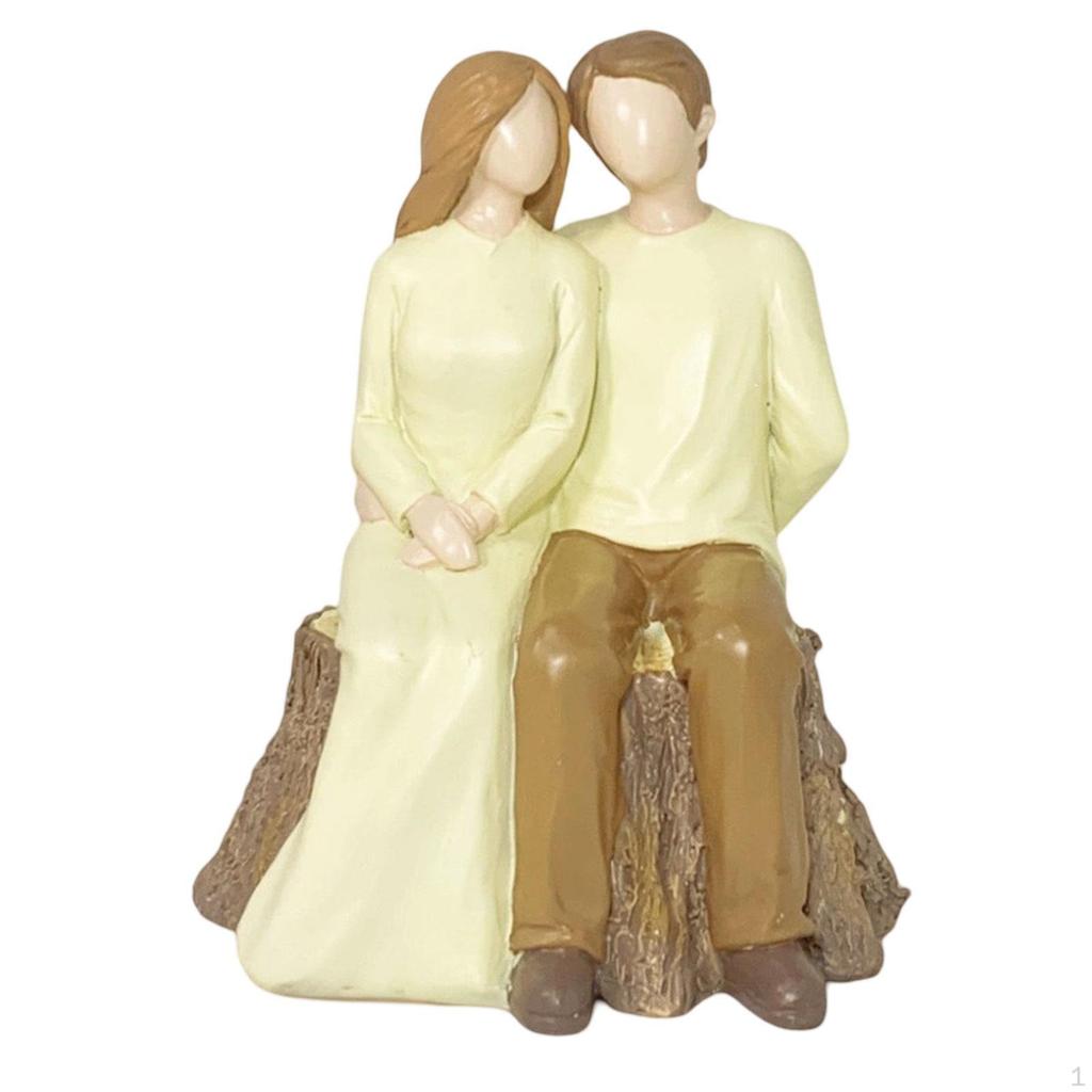 Couple Figurine for Wedding And Valentine's Day Gift Decorative Piece Office