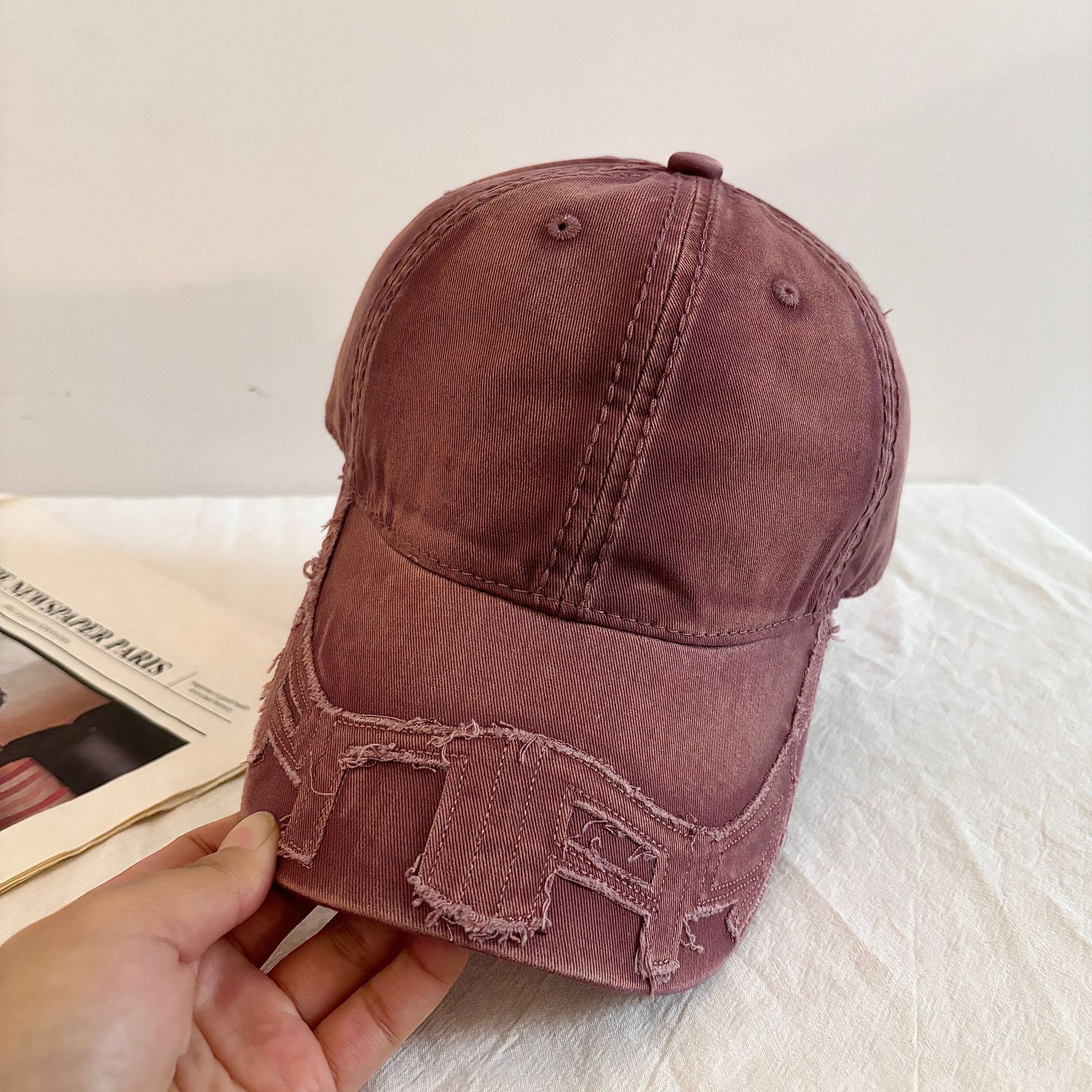 

Великі літери показують обличчя, маленька модна джинсова кепка бренду, ретро персоналізована випрана та стара бейсболка з м яким верхом для чоловіків та жінок M（56-58cm）