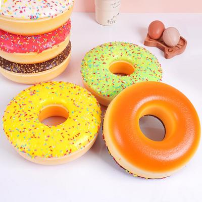 PU Γρήγορης Ανάκαμψης 17cm Ντόνατ Squishy Παιχνίδι Στήριγμα Επιδόρπιου