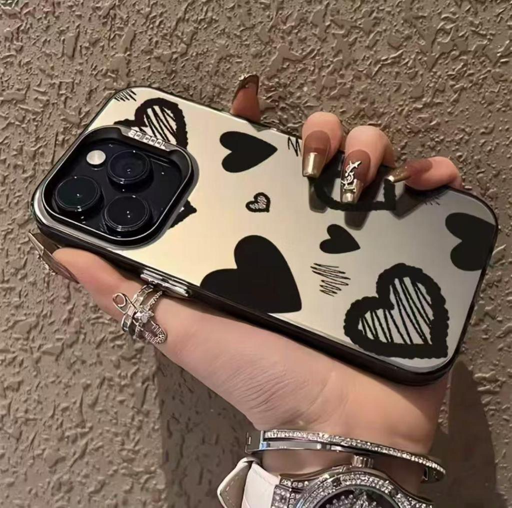 iPhone 12/14/16 Pro Max Heart Shape Phone Case - Apple Personality Design