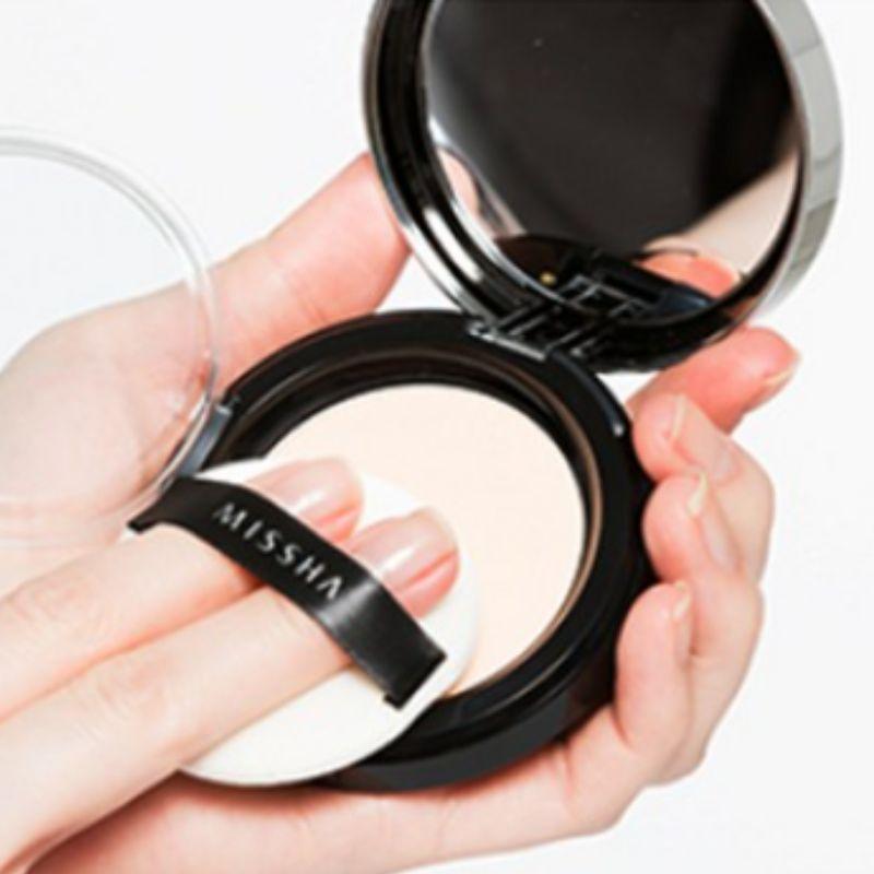 MISSHA Pro Touch Puder Prasowany Gładki Puder Kryjący z Efektem Rozmycia Naturalne Krycie Długotrwały Makijaż 10g