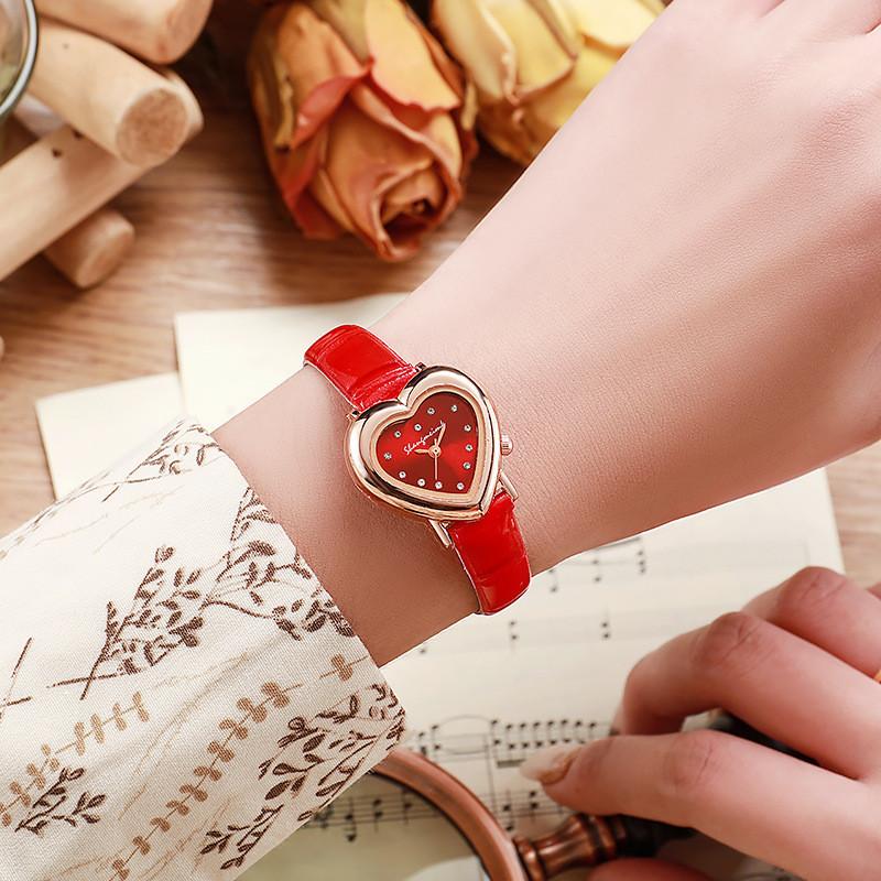 Love Heart Shape Womens Quartz Watch With Pu Strap For Fashion Ladies