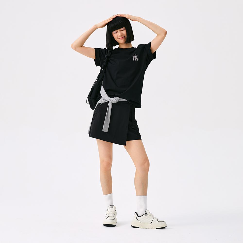 New MLB MONOGRAM Collection New York Yankees FW25 T Shirt Unisex Black 3ATSM0554-50BKS