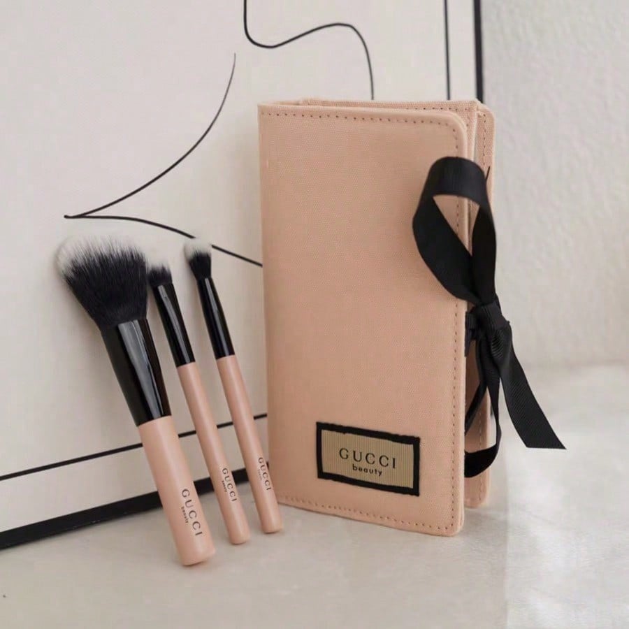 Damen-Make-up-Tasche, geeignet zum Verschenken während Festivals. Es kann als Geschenk für Ihre Freundin oder Freunde präsentiert werden.
