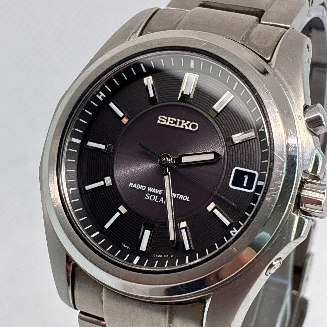 Хорошее состояние Рабочий элемент Мужские часы SEIKO Радио-солнечные Титановые Дата
