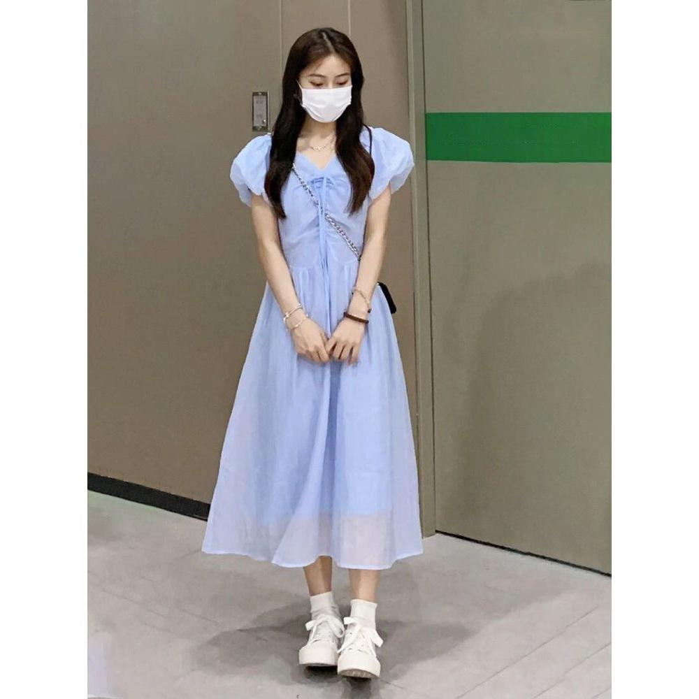 Sasuo's Small French V-neck Bubble Sleeve Dress, New Waist and Thin Milk Blue Super Fairy A-shaped Skirt