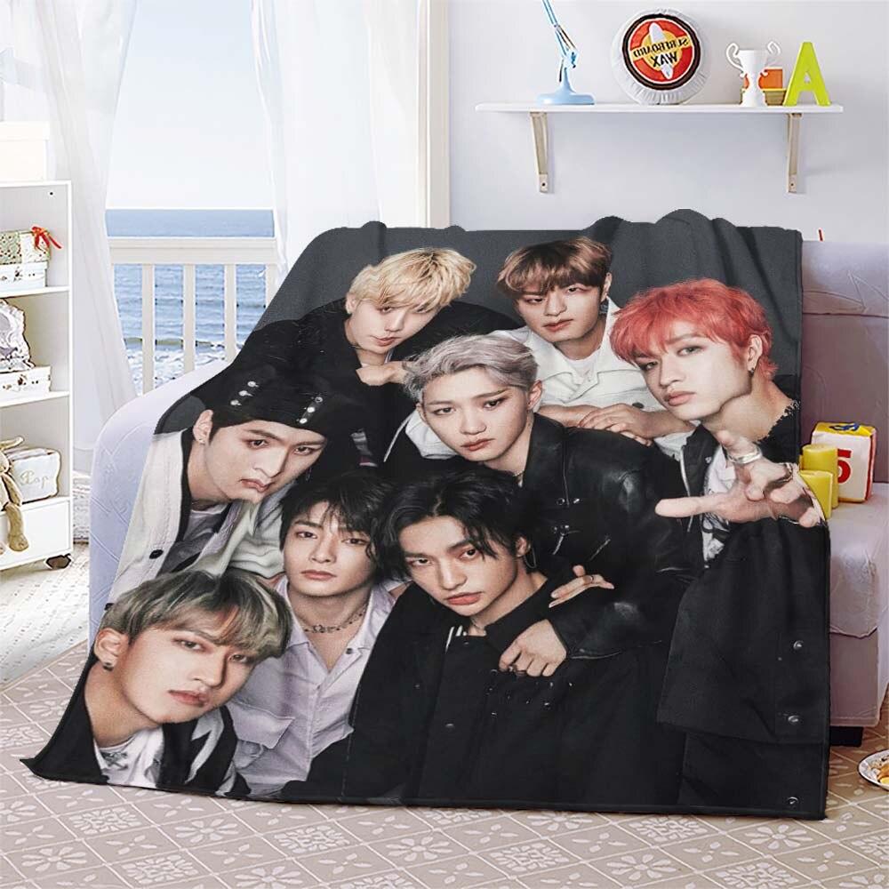 Stray Kids Blanket Soft Sofa Cover Kpop Singer Throw Blanket Flannel Blanket Lightweight Warm Bed Blankets for Bedroom Couch