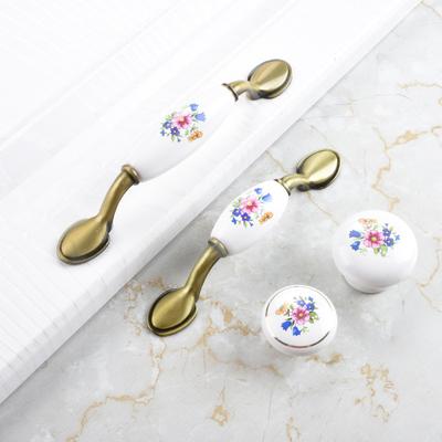 1 ks Knoflíky zásuvek šatní skříně Evropský styl Úchytka skříňky Vintage keramická úchytka Úchytky skříněk Modrý květ Jeden otvor