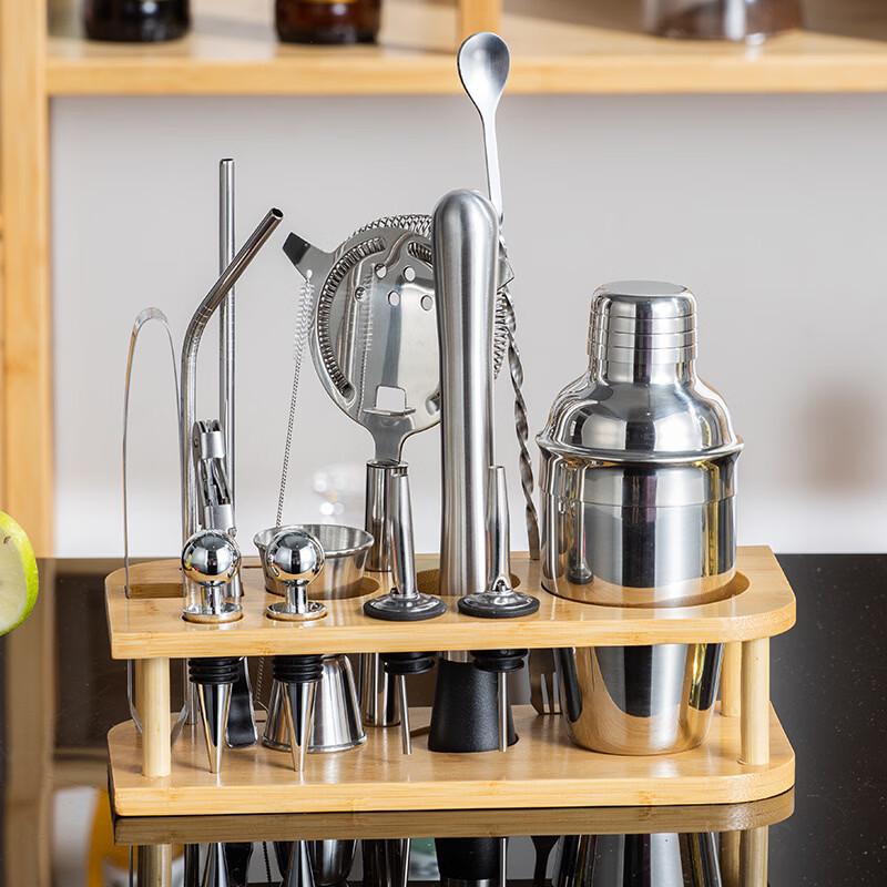 Cocktail Shaker Bartending Set