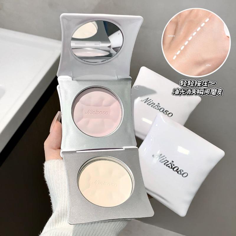 Ninisoso Long Lasting Makeup Powder Natural Soft Focus Oil Control Concealer