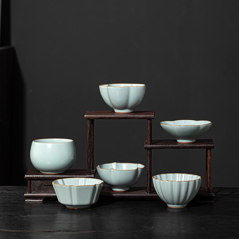 Ru Kiln Crackled Ceramic Gongfu Tea Tasting Cup - Cultivable Master Cup in Gift Box Packaging.