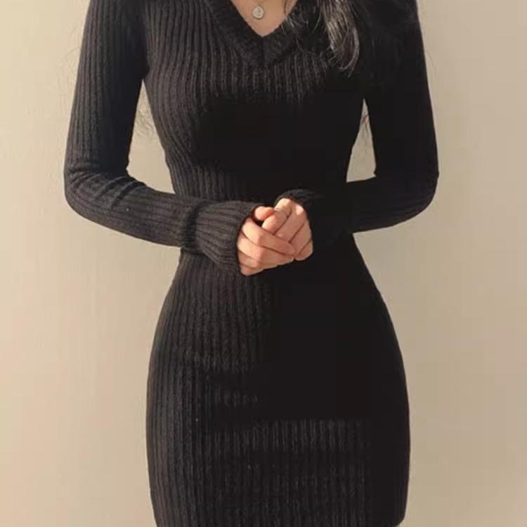 Koreanisches schickes Frühling-Herbst-Strickkleid mit V-Ausschnitt und schmaler Passform und Innenpullover für Damen