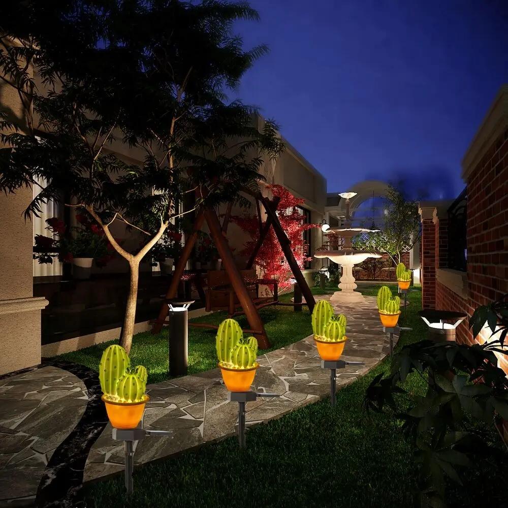 Simulation Pineapple Cactus Outdoor Garden Lawn LED Solar Lamp Landscape Light