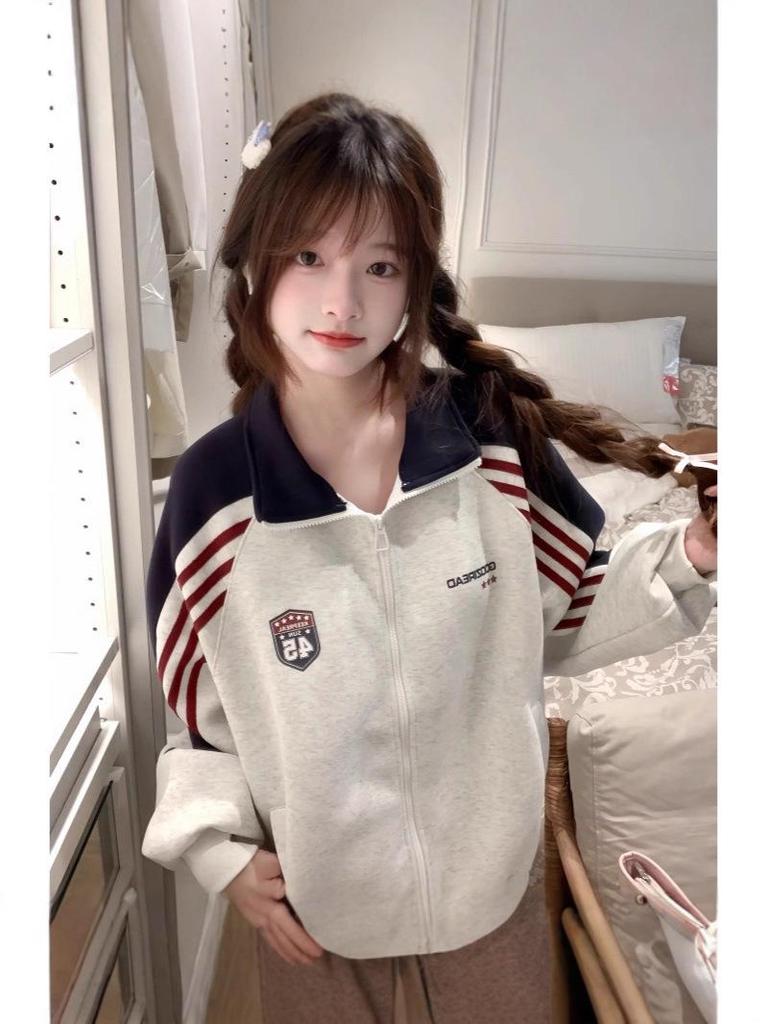 Women's Retro Stand-Up Collar Sweatshirt - Spring/Autumn Oversized Thin Jacket, Niche Design Baseball Style