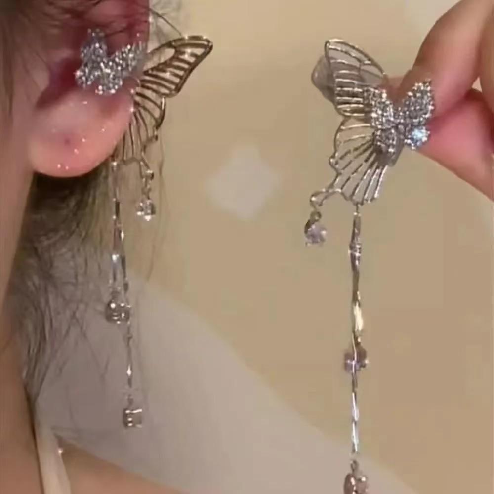 Sweet Butterfly Tassel Ear Cuff - No Piercing Needed - New Stylish Women's Long Earrings
