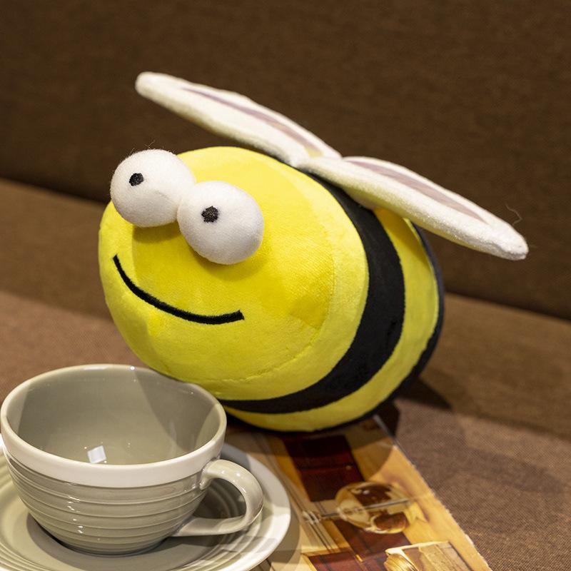 New Insect Adventure Bee Ladybug Doll Cartoon Flying Animal Plush Toy Gift