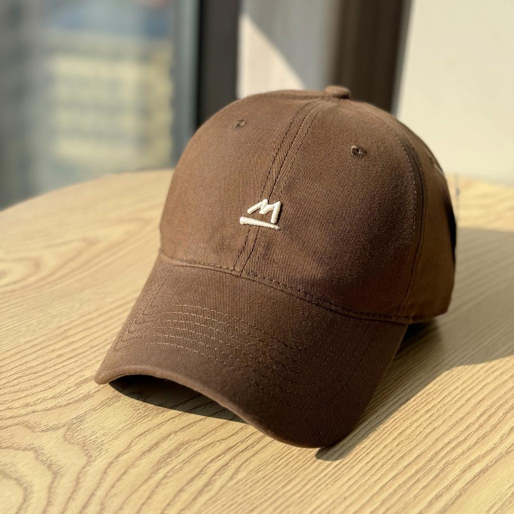 Korean-style small letter embroidered soft-top baseball cap for women, fashionable and casual, versatile for travel, simple and trendy hat