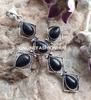 Schwarzer Onyx Edelstein 925 Sterlingsilber Plattiert Geschenk Kreuzform Anhänger Schmuck NST-J2H22698