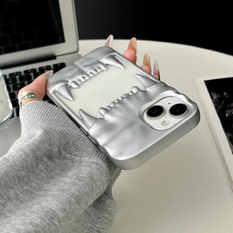 Capa de Celular 3D Dente de Cão Oco Dissipa Calor Para iPhone 16 15 14 13 12 11 Pro Max Branco À Prova de Choque Capa de Silicone Macio