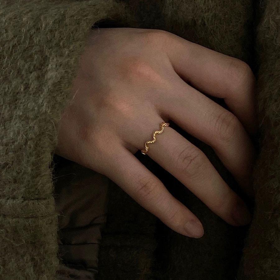Ring Plain Ring Wave Open Ring Index Finger Ring Niche Design Temperament Light Luxury Women's Ring