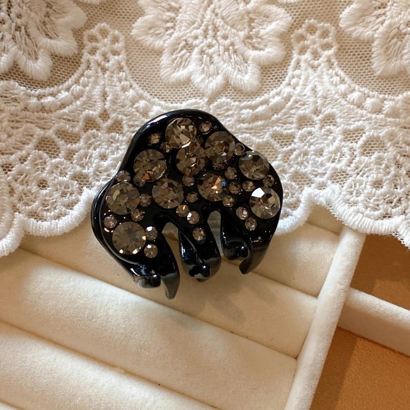 Elegant Crystal-Encrusted Mini Hair Clip for Women