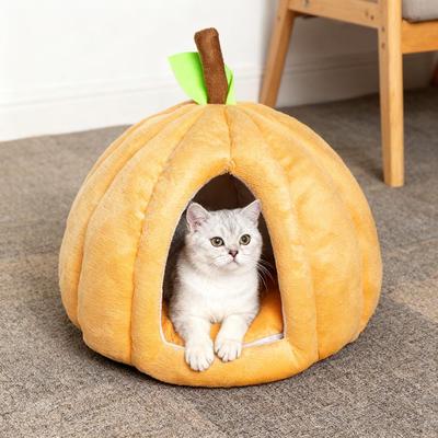 Gemütliches Kürbis-Haustierbett: Vollständig geschlossene Winterwärme für Katzen & Hunde